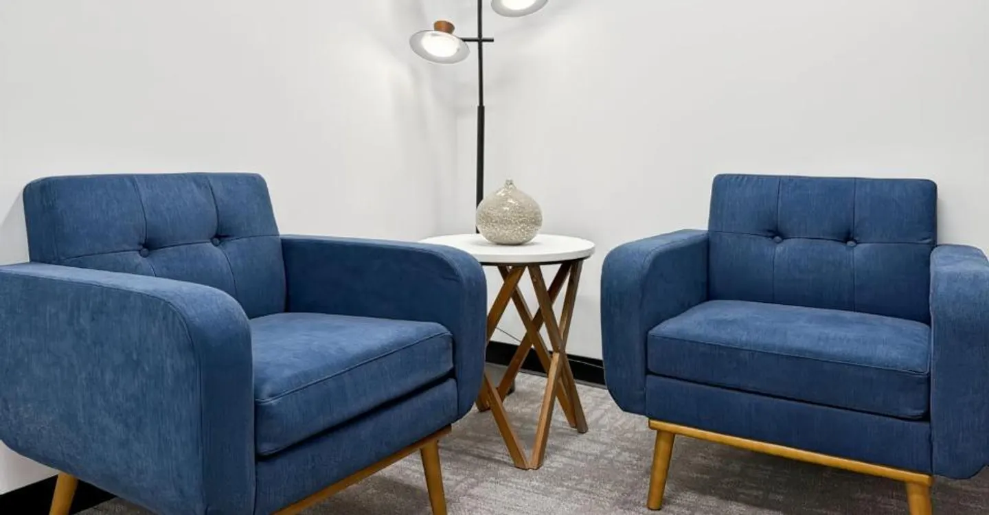 Privater Büroraum für 10 - Foto 4 von 6