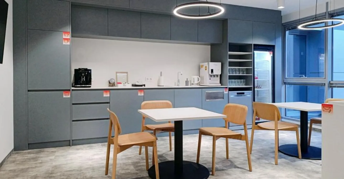 Privater Büroraum für 10 - Foto 6 von 6