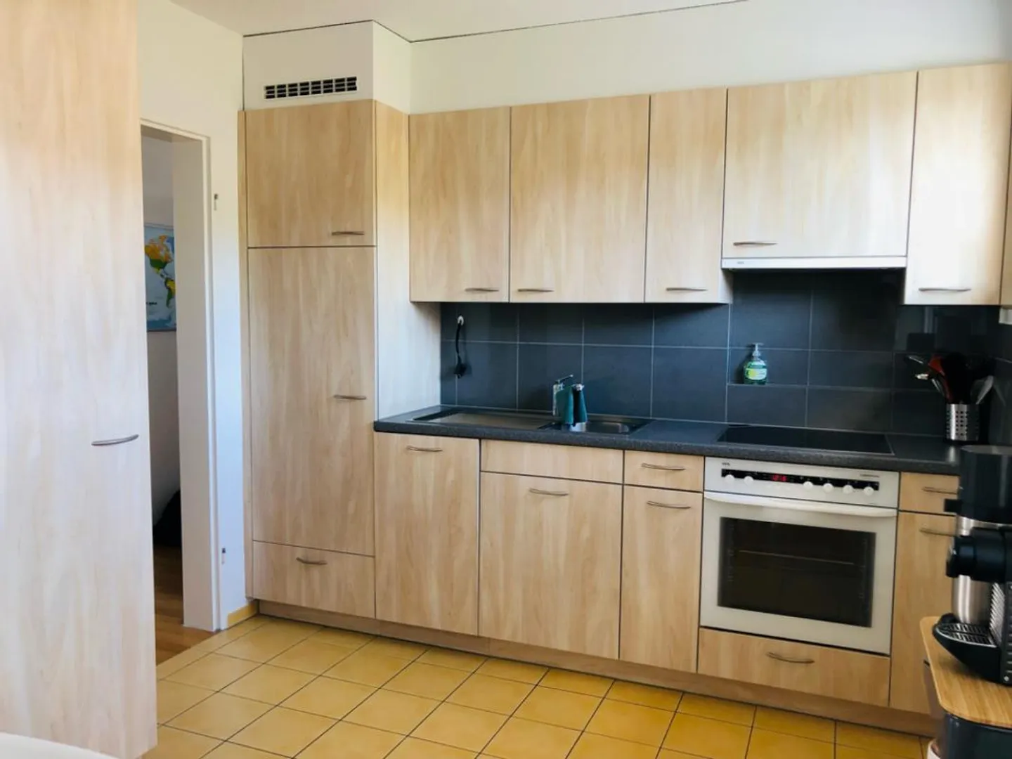 Apartment with a view of the countryside - Photo 3 of 6