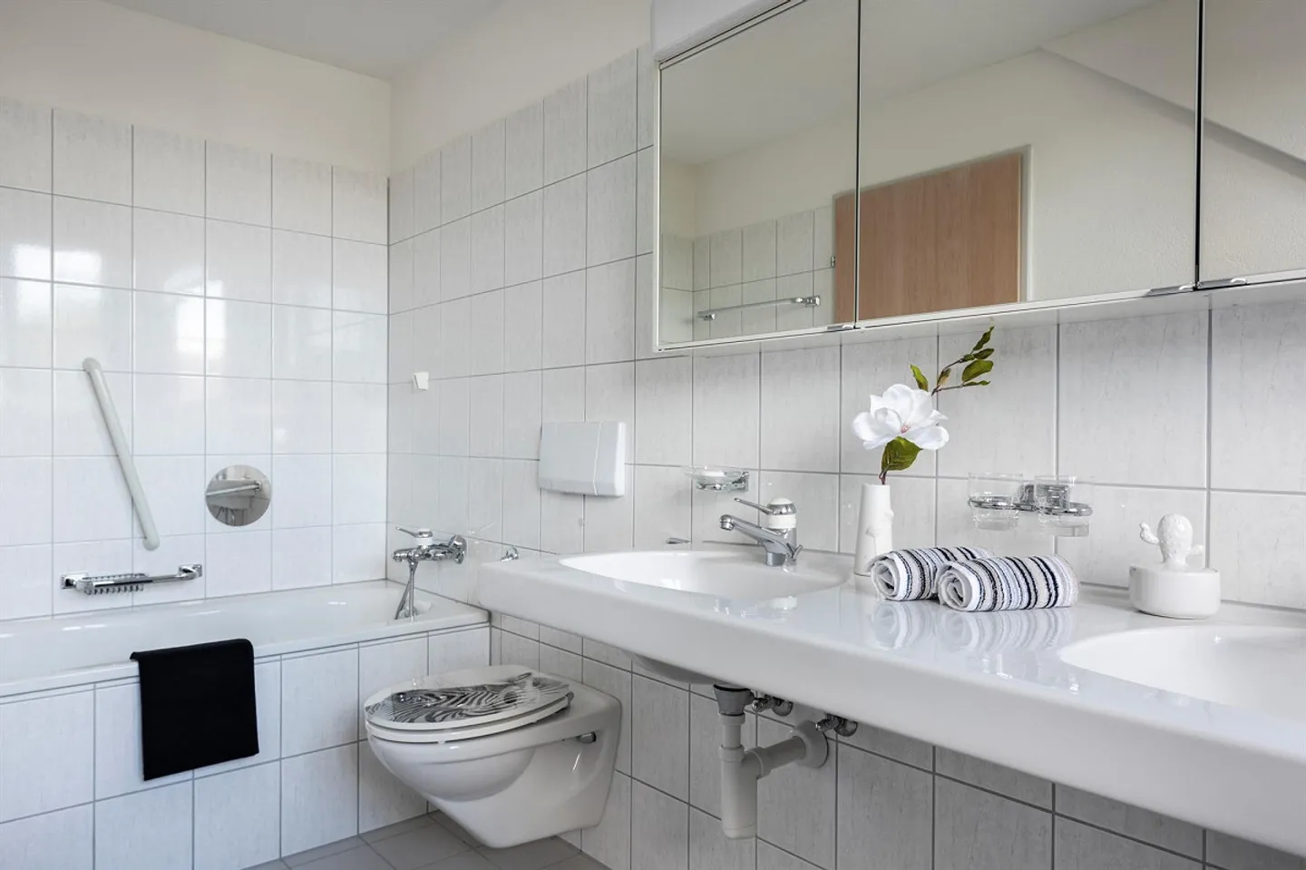 Appartamento moderno in posizione tranquilla - Foto 4 di 10