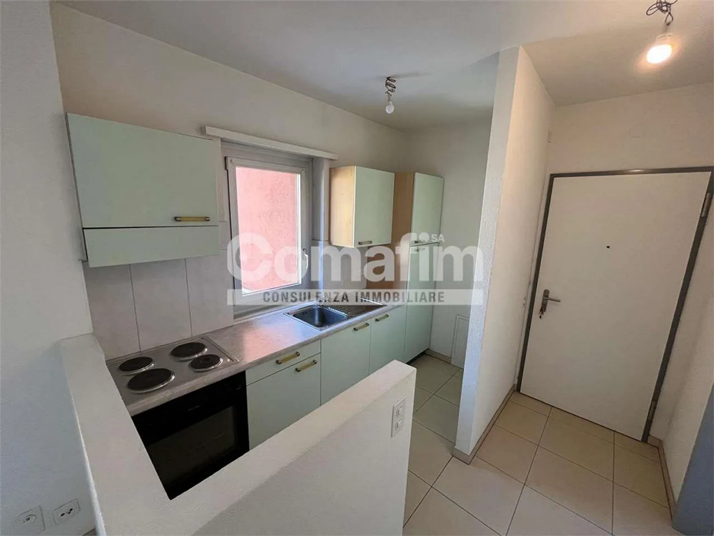 Studio for Rent - Corso Elvezia 31, Lugano (3rd floor) - Photo 2 of 8