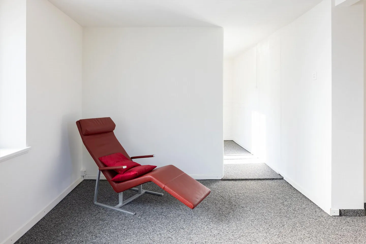 Lavorare centralmente ad Altdorf – Ufficio o studio di 2 stanze - Foto 3 di 8