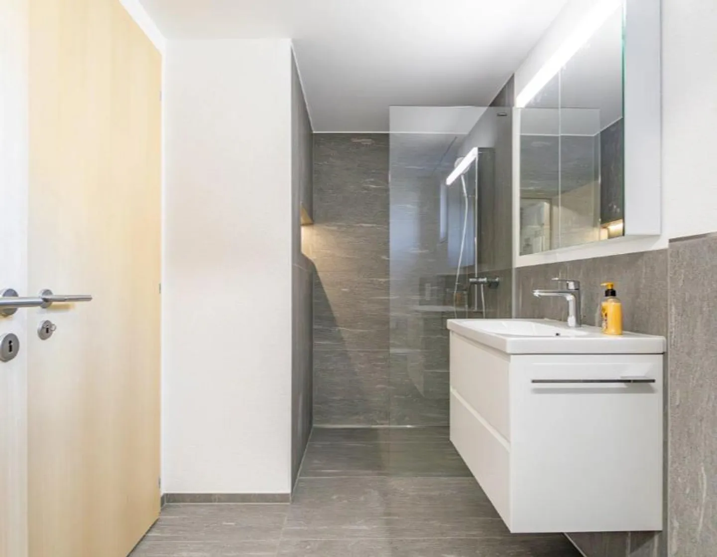 Charmante Maisonette mit Belalp-Blick - Foto 6 von 16