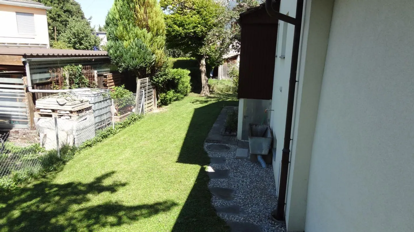 Charming single-family house for temporary rent in Sevelen - Photo 7 of 27