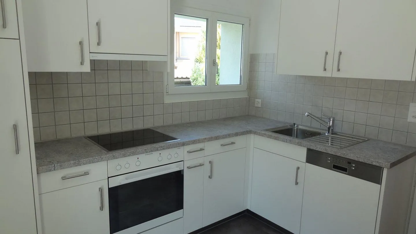 Charming single-family house for temporary rent in Sevelen - Photo 14 of 27