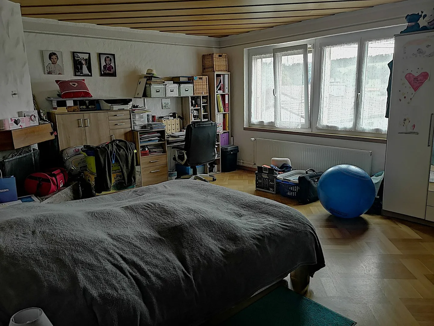 Maison avec deux appartements dans un endroit calme, avec garage et places de parking - Photo 14 sur 33