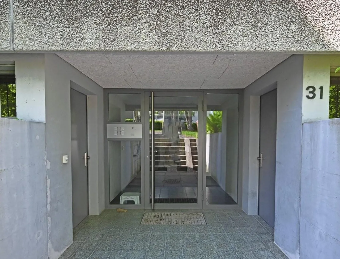 SCHÖNE 6.5-ZIMMER-MAISONETTE-WOHNUNG IN GÜMLIGEN - Foto 2 di 12