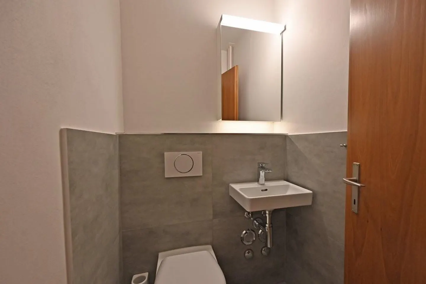SCHÖNE 6.5-ZIMMER-MAISONETTE-WOHNUNG IN GÜMLIGEN - Foto 10 di 12
