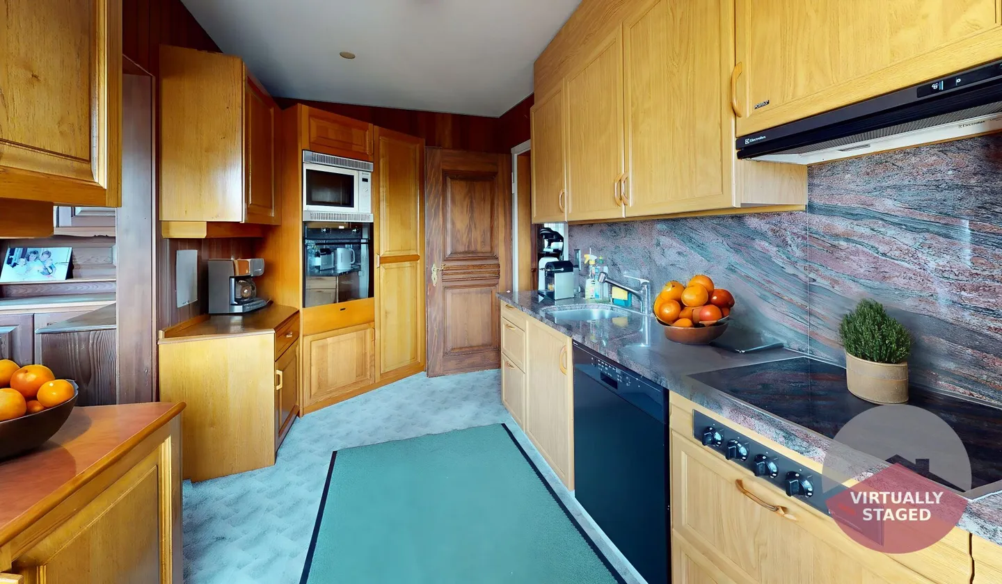 Residential and Commercial Building - Photo 15 of 17