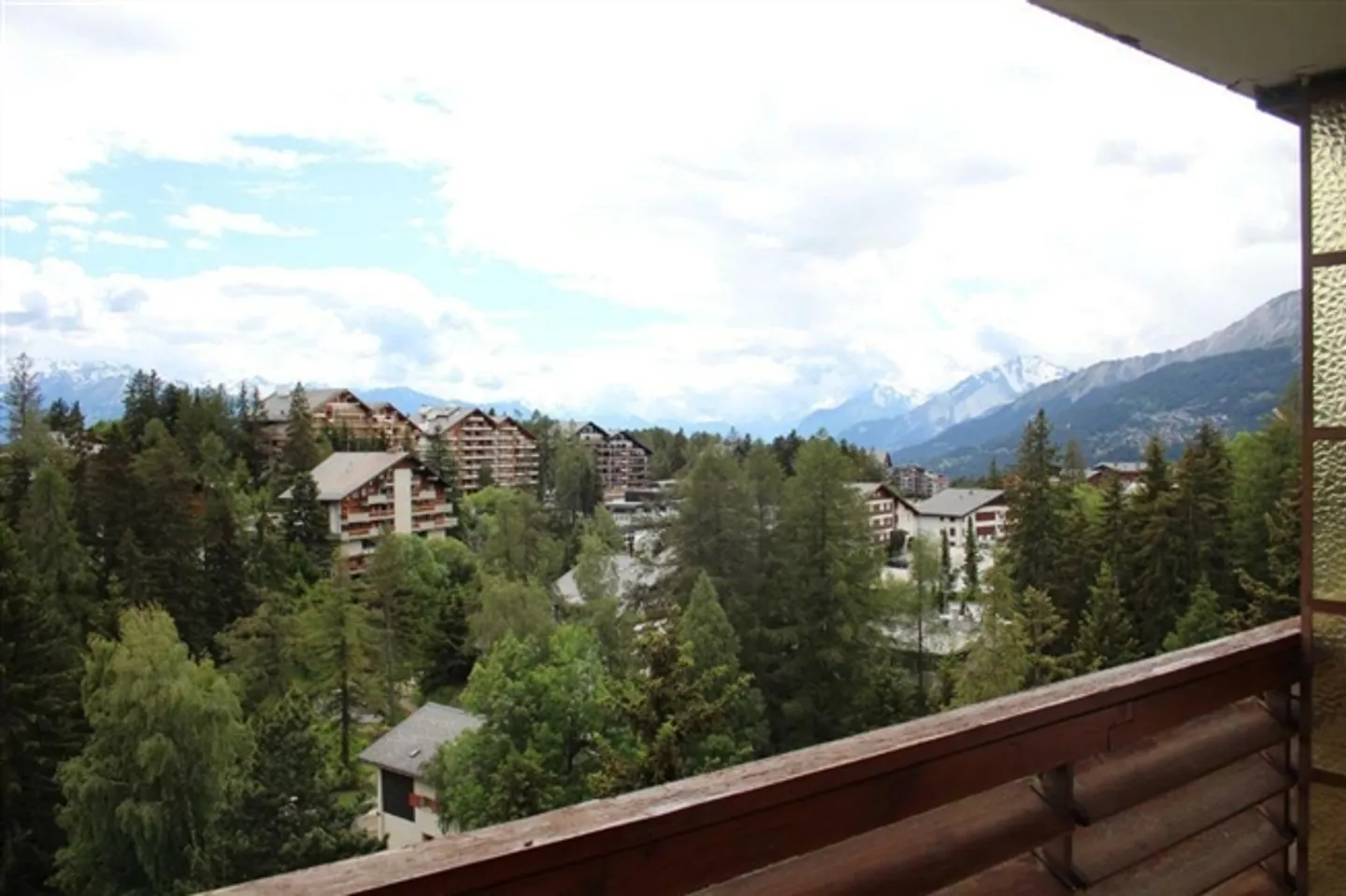 LOC 110 - RAINBOW A - Photo 15 of 17