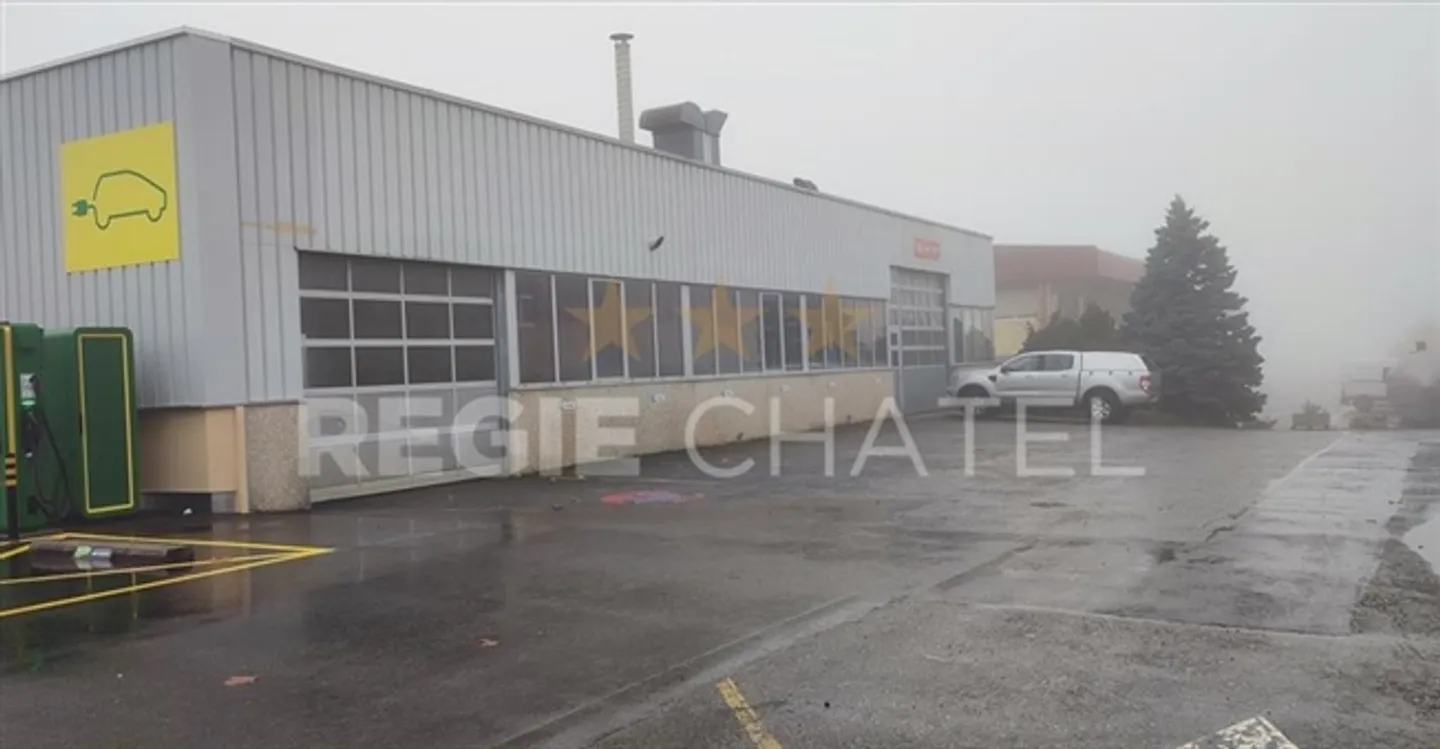 Espace de stockage industriel spacieux - Photo 1 sur 5