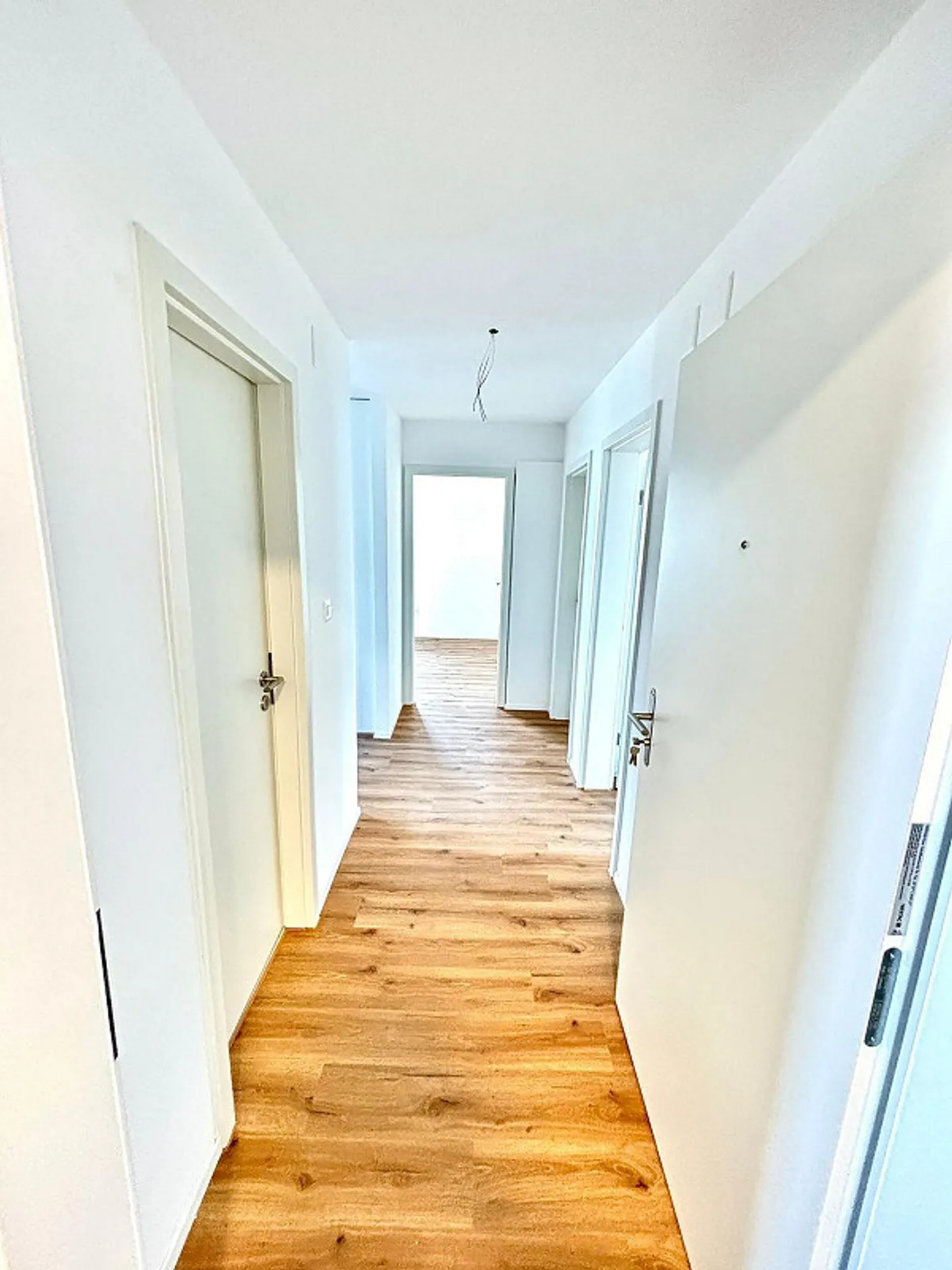 Appartamento giardino luminoso di 3,5 stanze - Foto 3 di 9