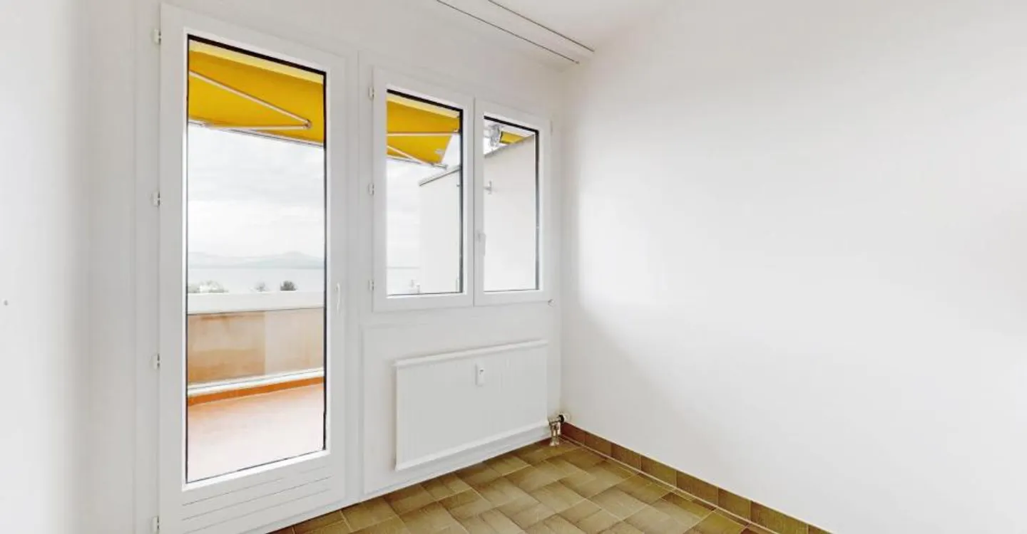 Accommodation with lake view - Fixed-term contract until 31.12.2027 - Photo 7 of 10