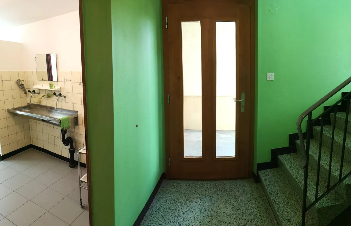 Due case da ristrutturare in parte su un lotto di 3253m2, con garage/laboratorio - Foto 24 di 45