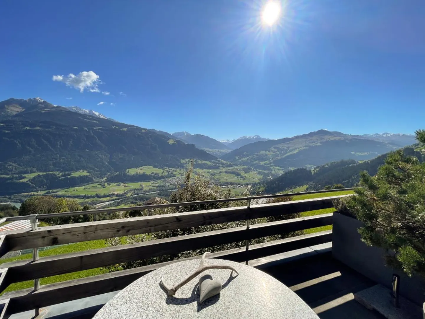 «Charmantes 4.5-Zimmer-Doppeleinfamilienhaus mit Bergpanorama in Falera» - Foto 10 von 10