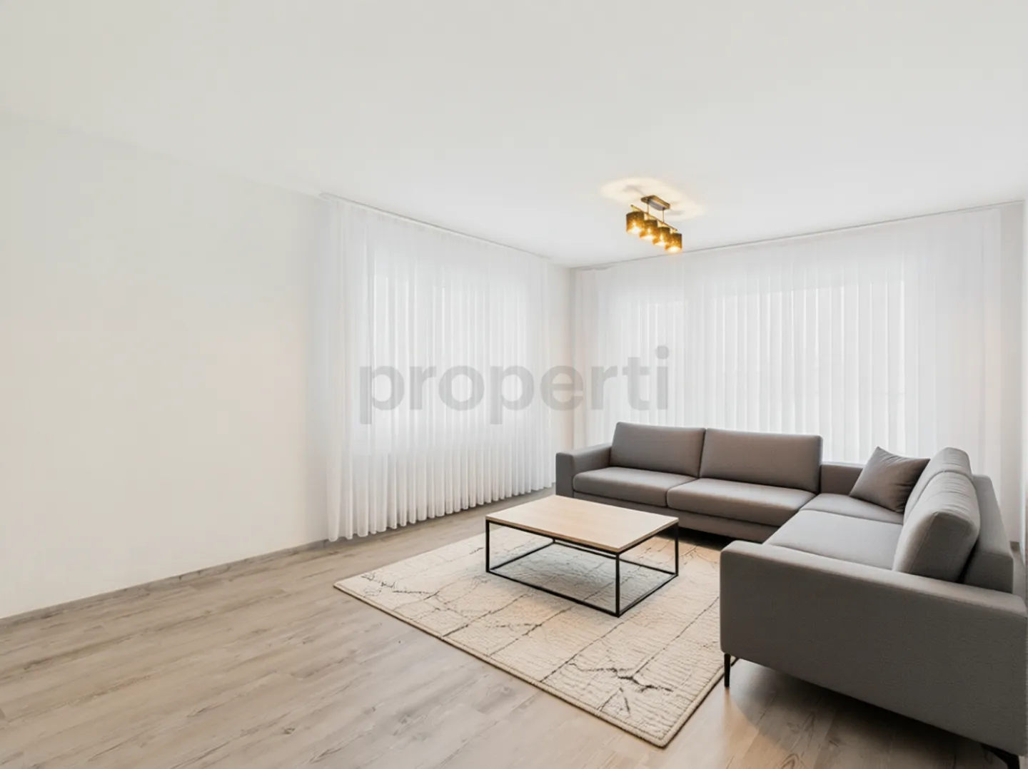 Appartement 5.5 pièces - Photo 1 sur 13