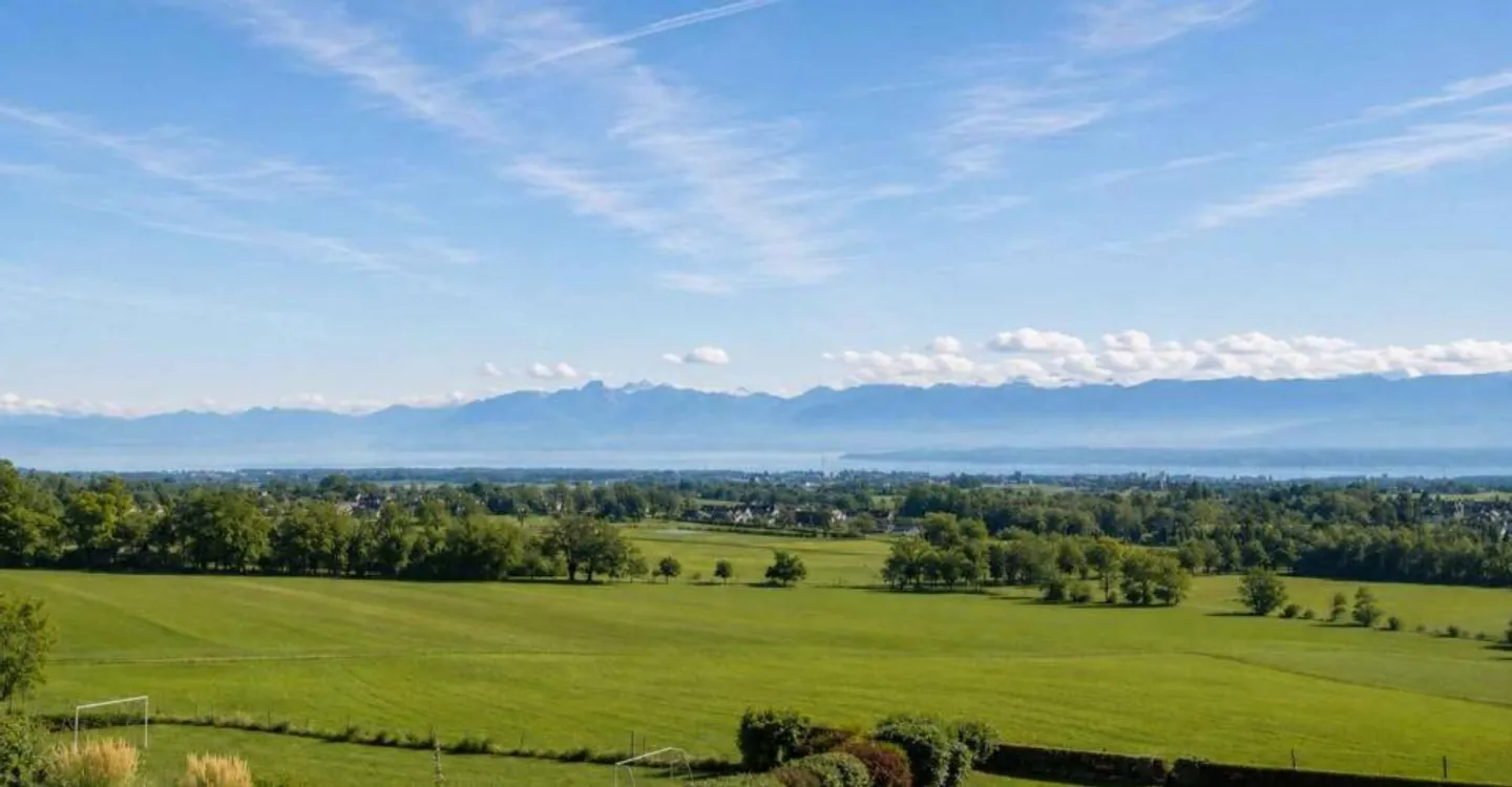 Villa Charmante avec Vue sur le Lac - Photo 13 sur 13