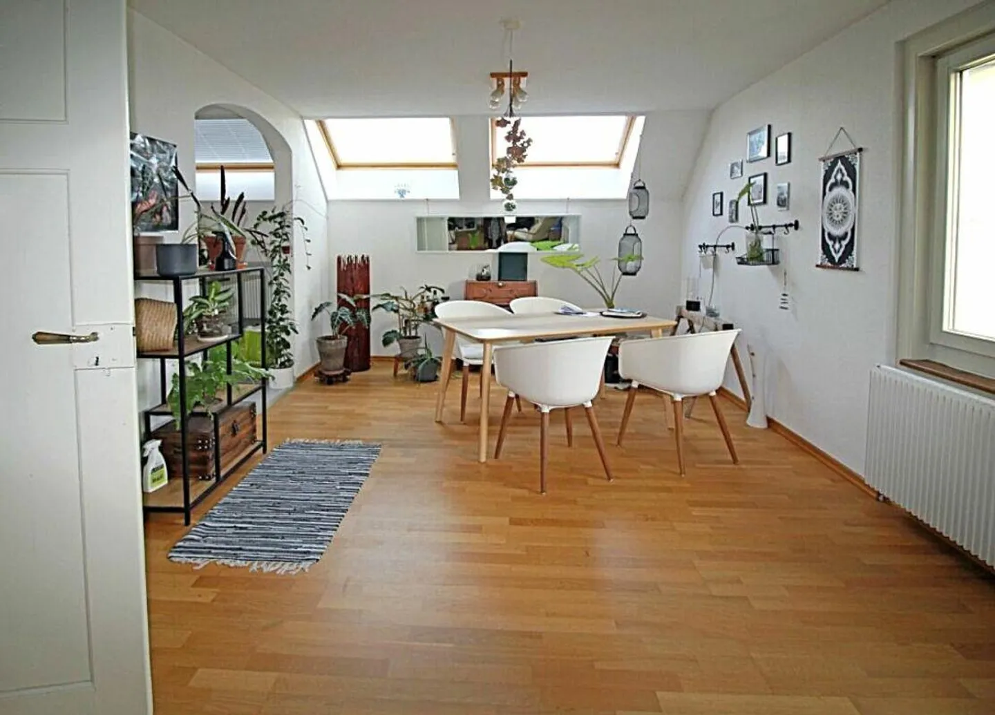 Helle 2.5-Zimmer-Dachwohnung - Photo 2 of 7