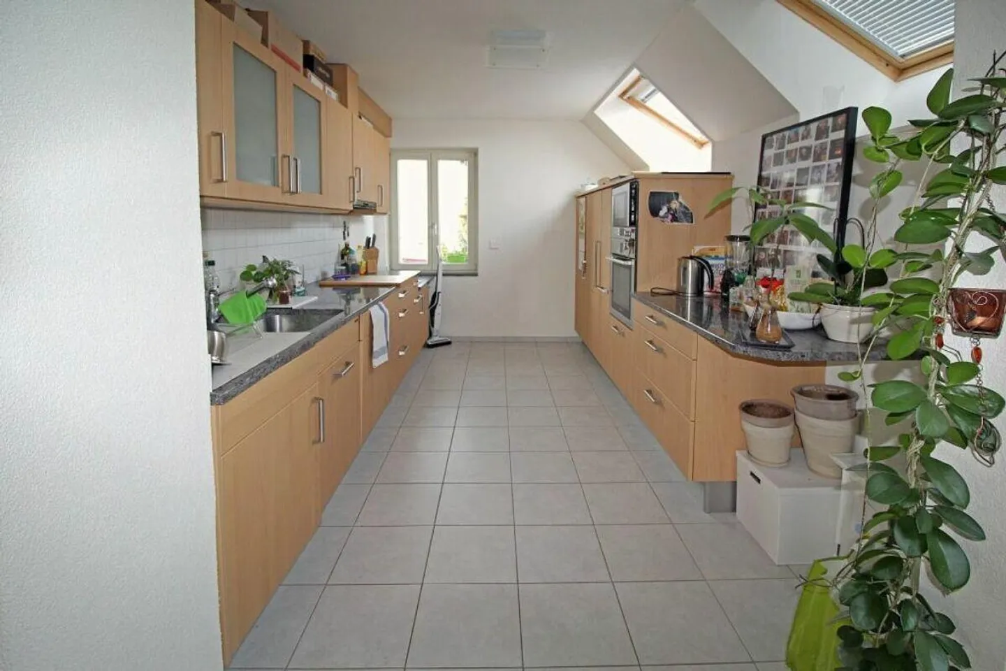 Helle 2.5-Zimmer-Dachwohnung - Photo 3 of 7