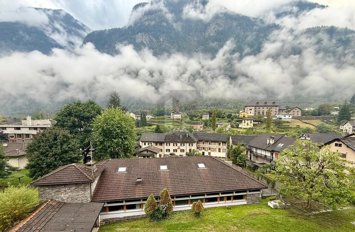 «SPAZIOSO CON VISTA» - Foto 1 di 6