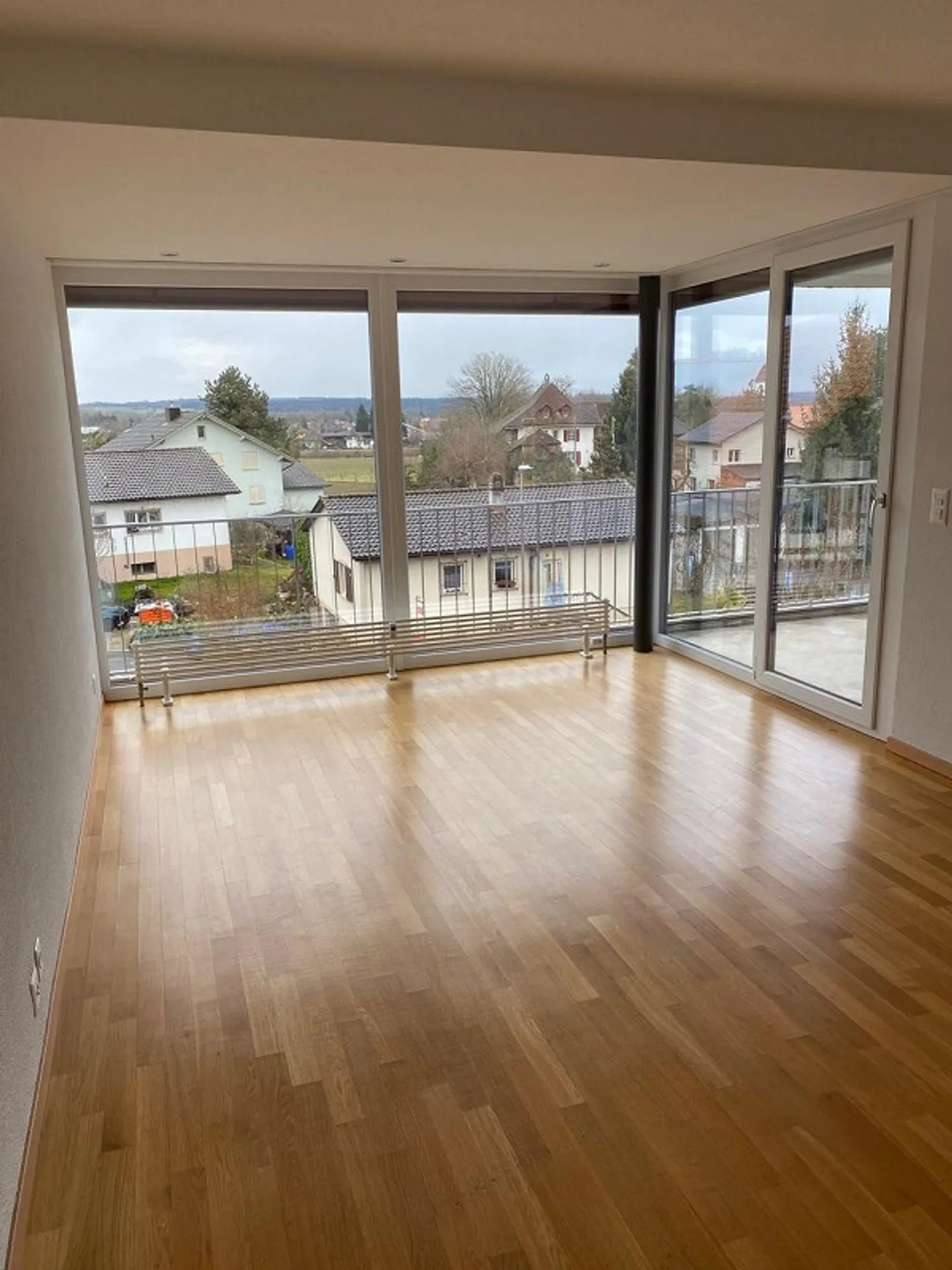 Appartement 3 pièces confortable et bien entretenu avec grand balcon - Photo 8 sur 12