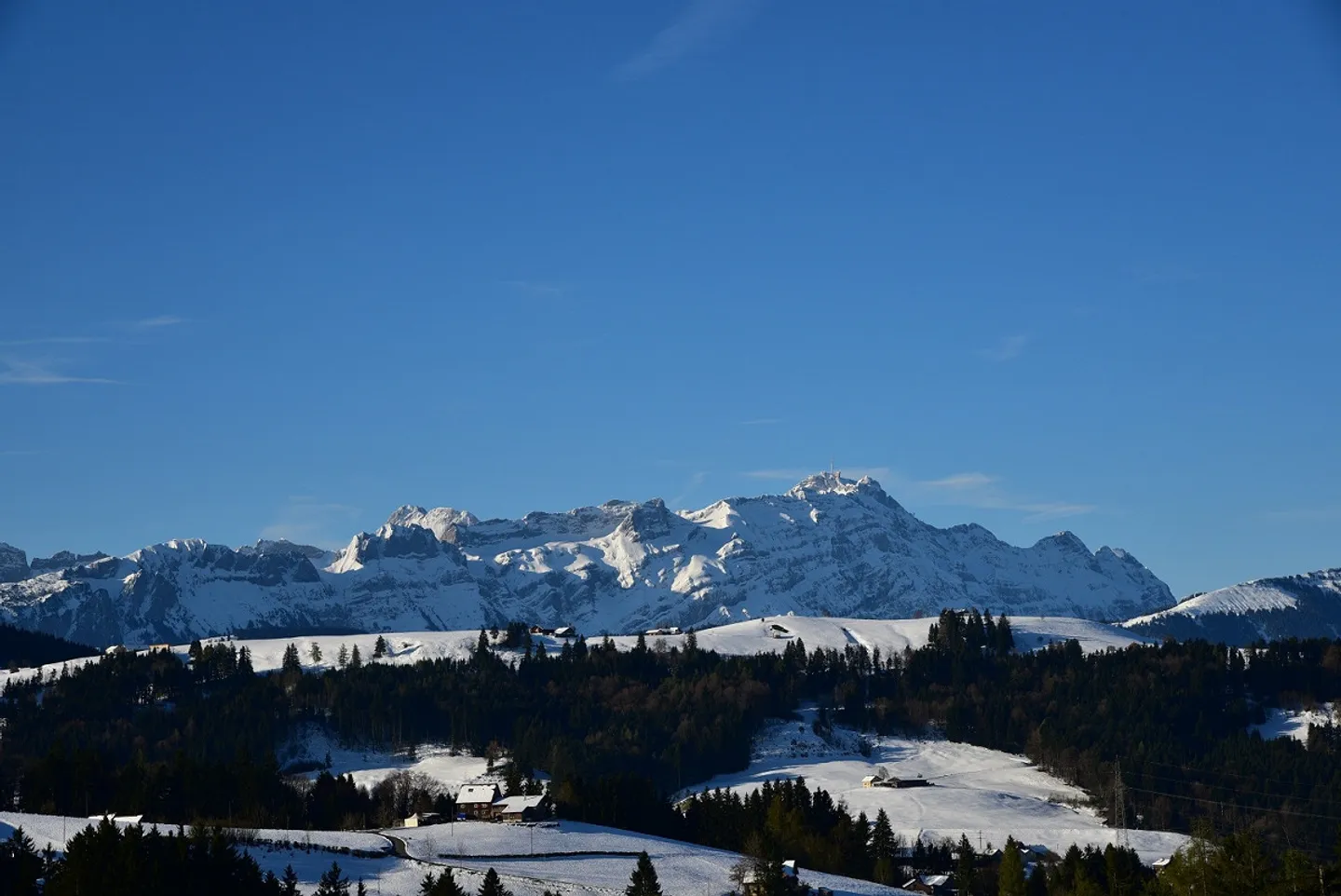 Appartement moderne de 4,5 pièces ensoleillé avec vue imprenable sur l'Alpstein - Photo 6 sur 14