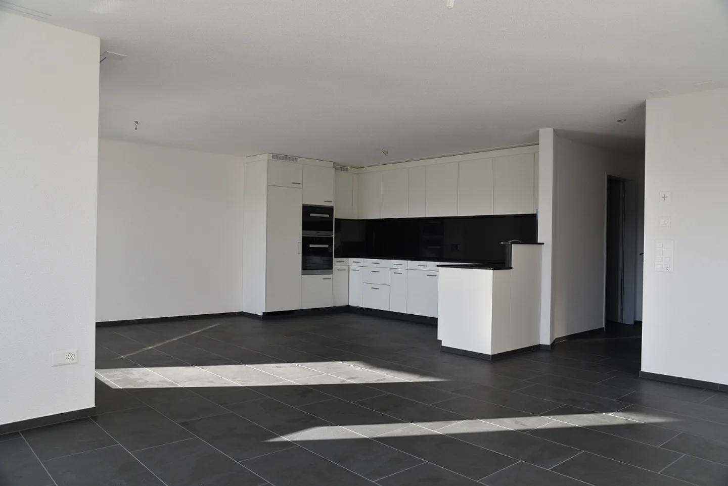 Appartement moderne de 4,5 pièces ensoleillé avec vue imprenable sur l'Alpstein - Photo 7 sur 14