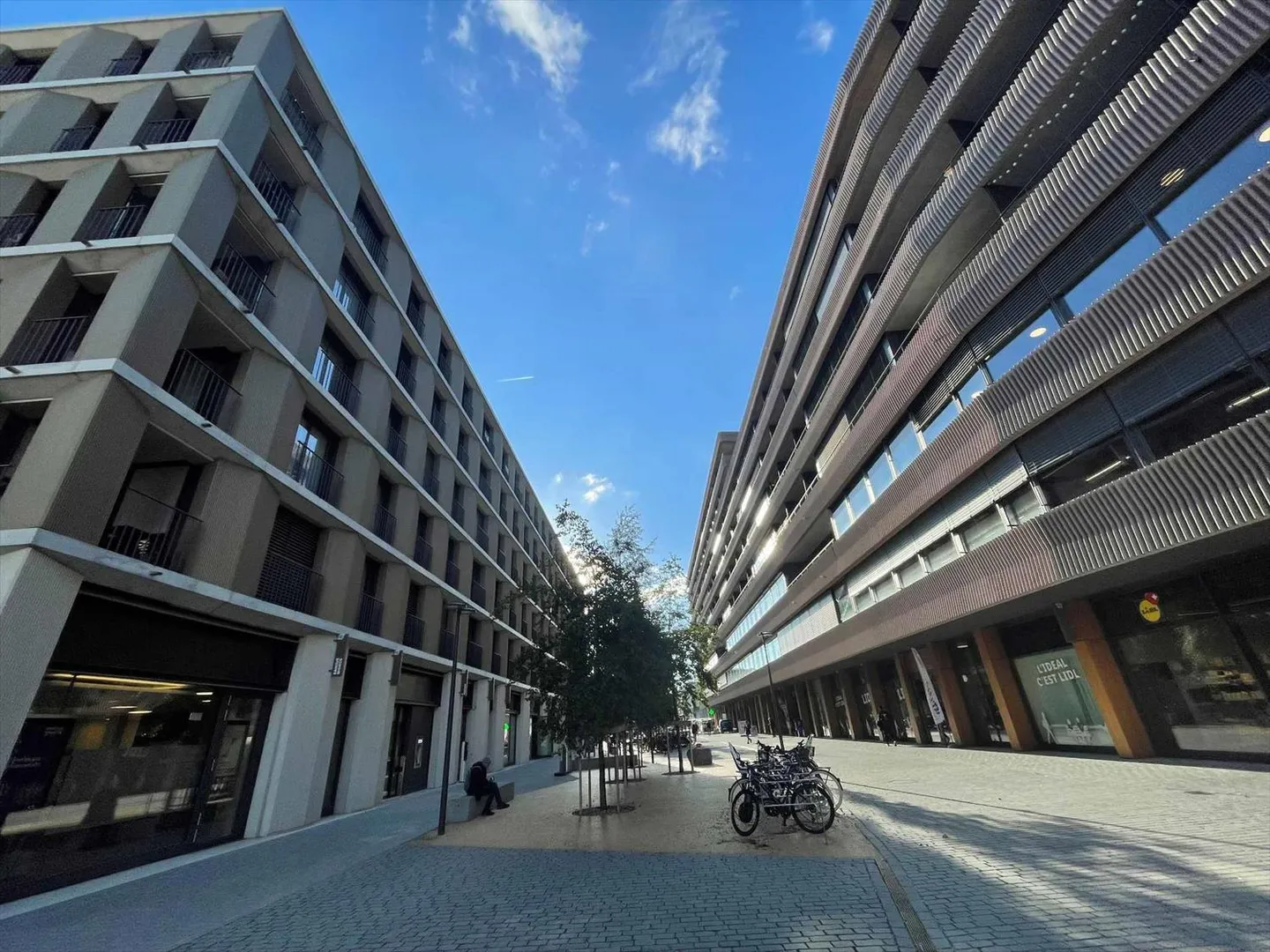 Nel cuore del nuovo Quartiere delle Halles - Arcate di 155 m2 e 186 m2 - Foto 1 di 6