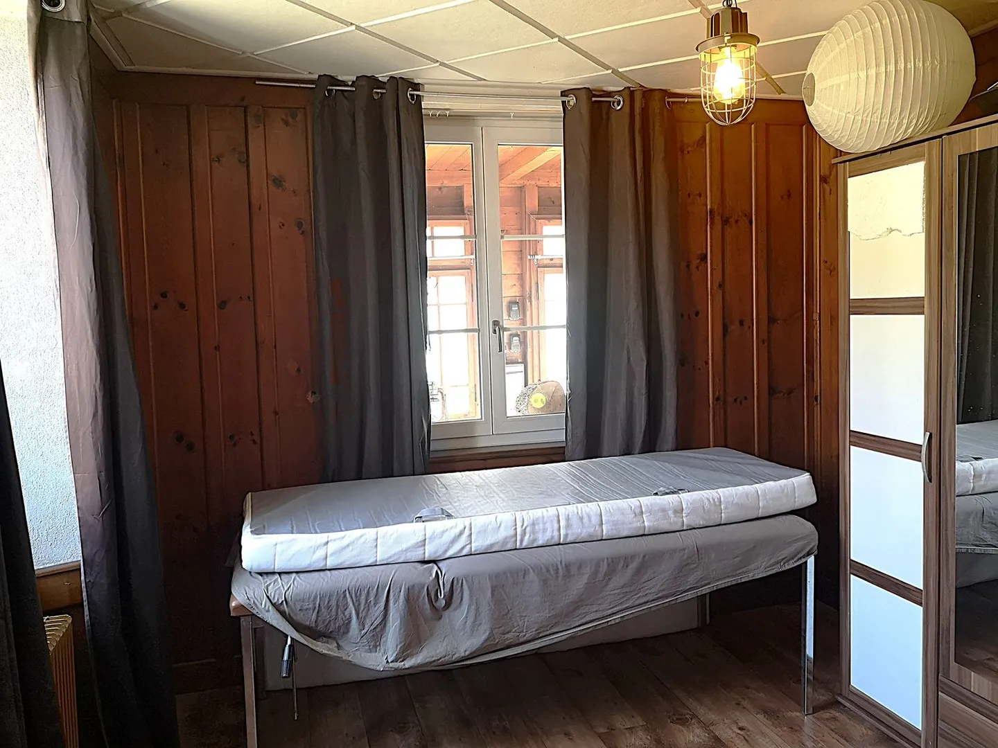 Grande maison familiale avec 8,5 pièces à Lajoux, possibilité de louer des chambres d'hôtes - Photo 23 sur 63