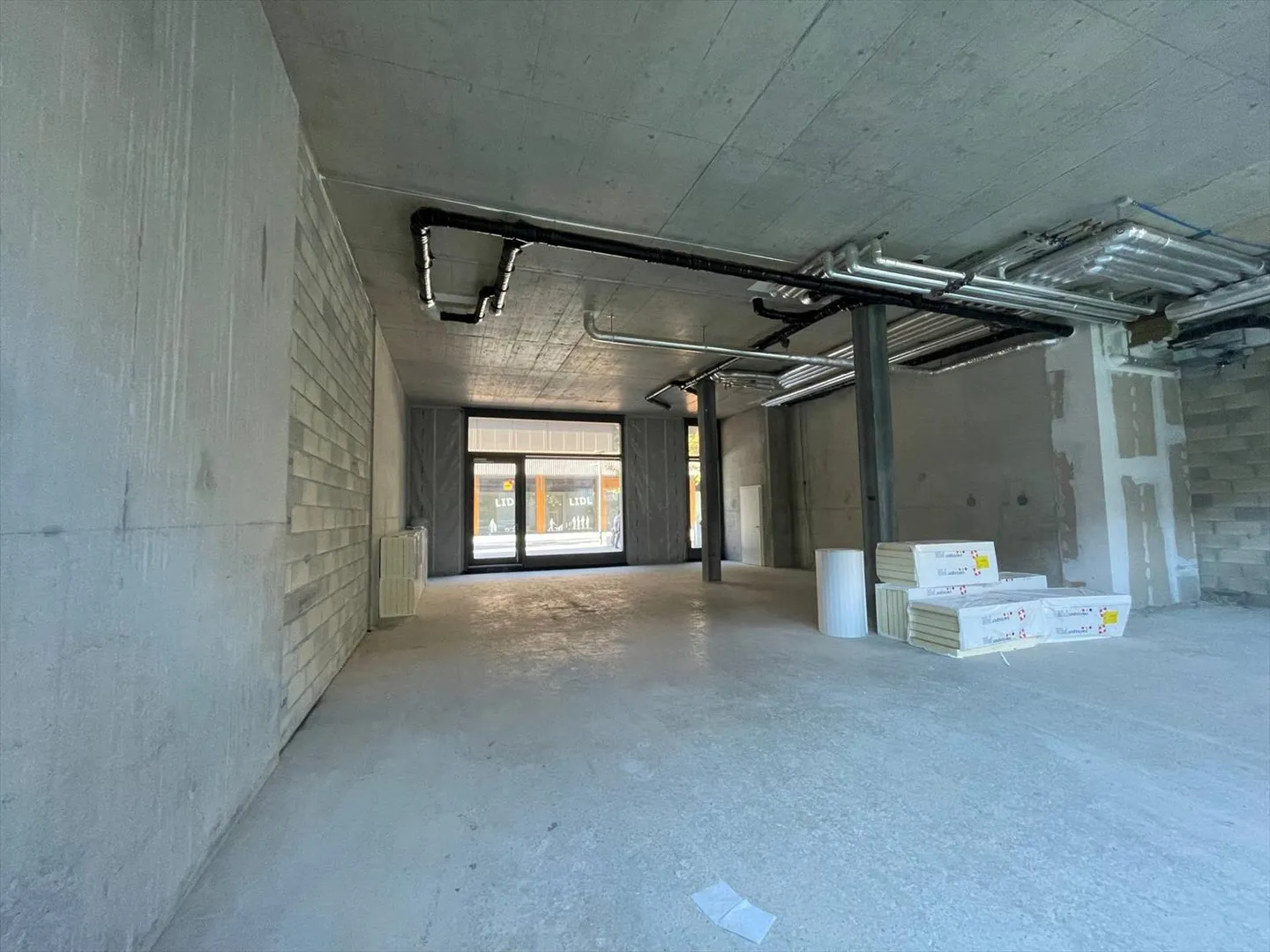 Nel cuore del nuovo Quartiere delle Halles - Arcate di 155 m2 e 186 m2 - Foto 3 di 6