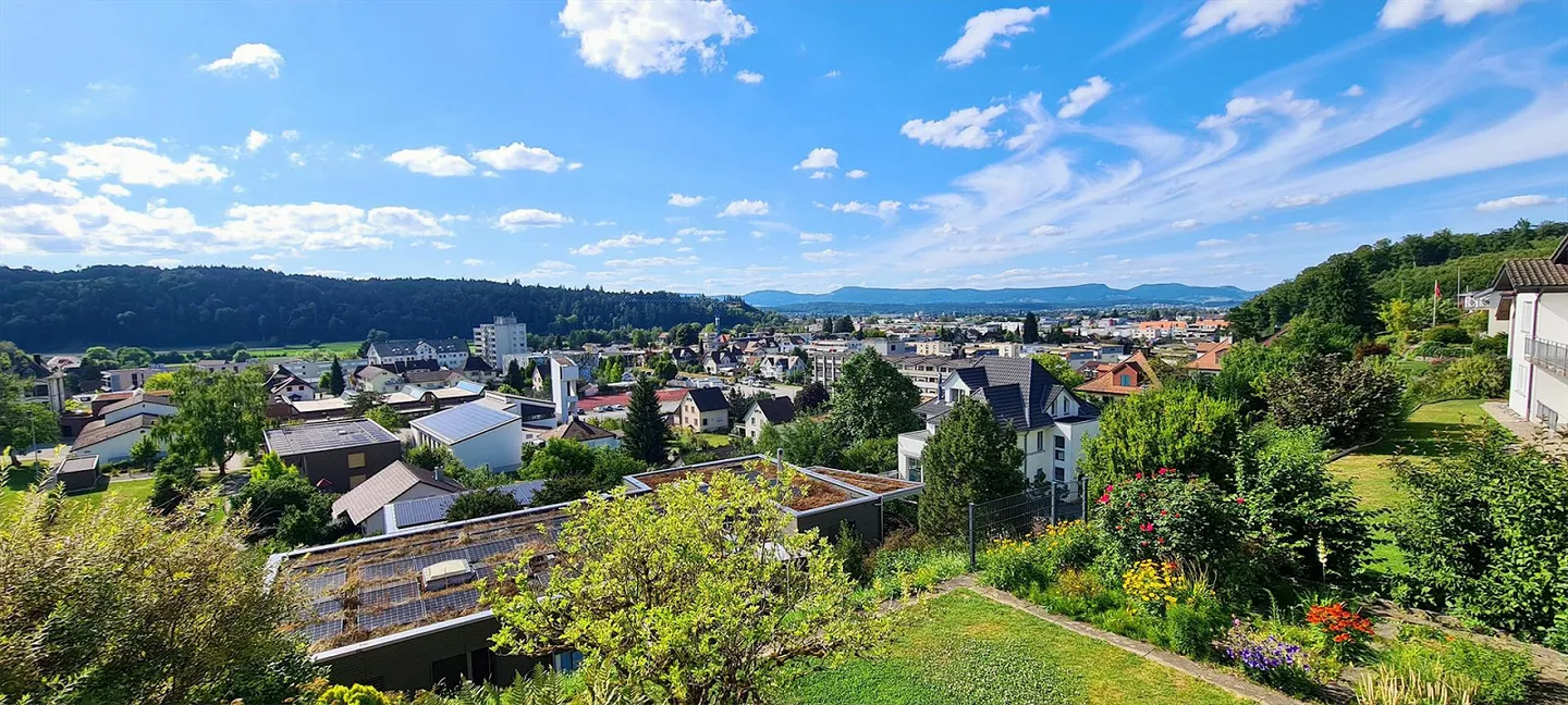 Exclusive Living with a View – Your New Home in a Panoramic Location - Photo 2 of 18