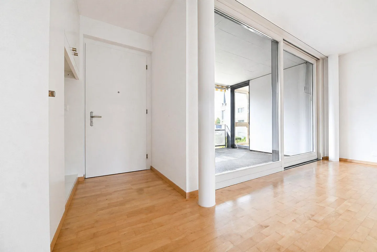 Appartamento 4.5 camere ristrutturato con balcone - Foto 2 di 13