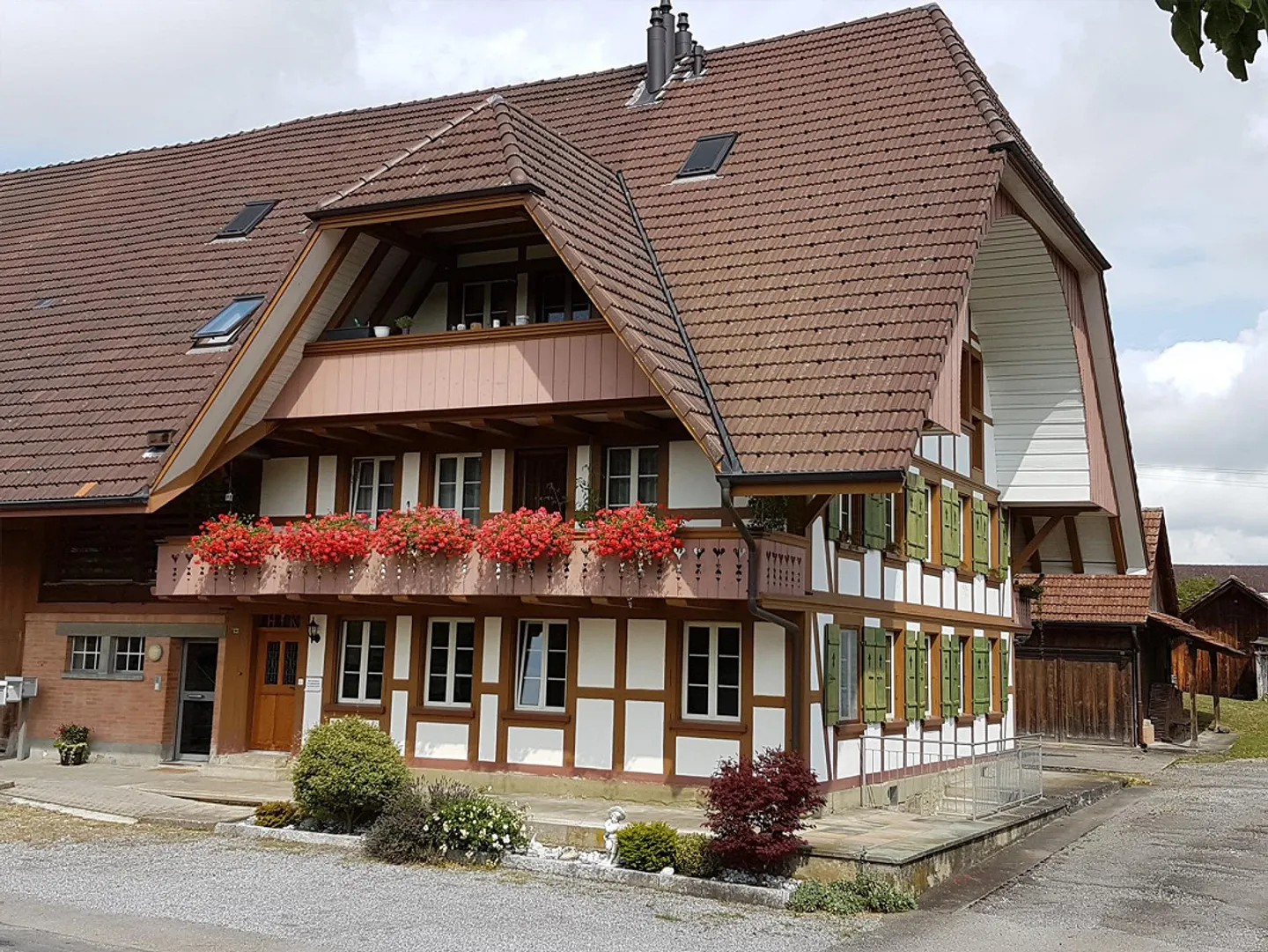 Top - Originelle EG-Wohnung im Bauernhaus - Foto 1 di 12