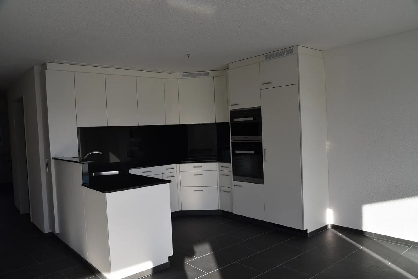 Appartement moderne de 4,5 pièces ensoleillé avec vue imprenable sur l'Alpstein - Photo 12 sur 14