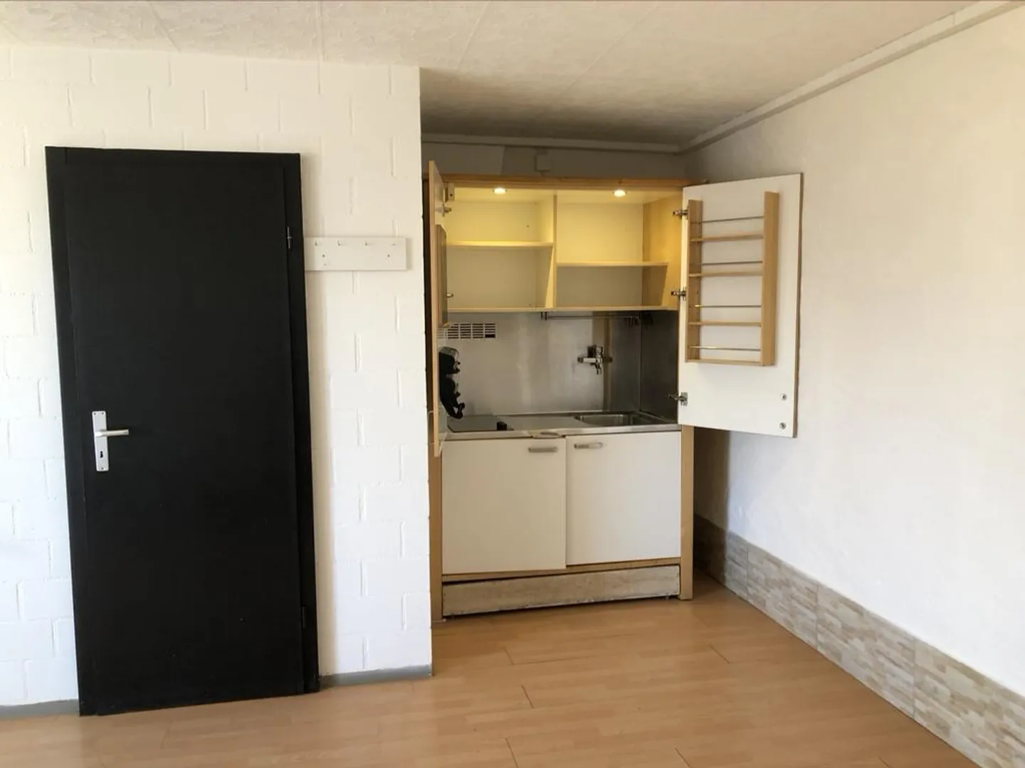 Residenziale o Commerciale 2 Stanze - Foto 3 di 5