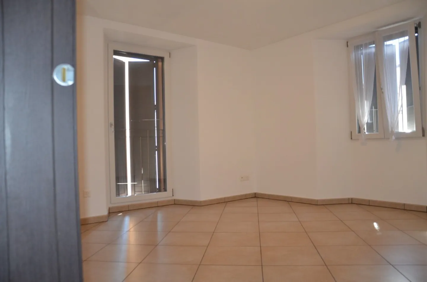 Appartement 3.5 pièces à louer à Grono - Photo 4 sur 11