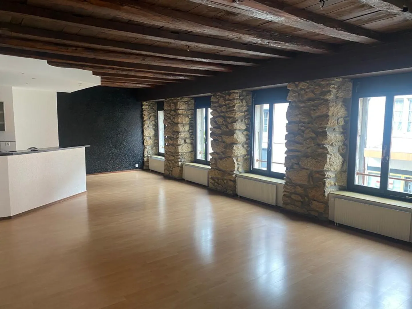 Appartamento 5.5 stanze - Foto 1 di 12