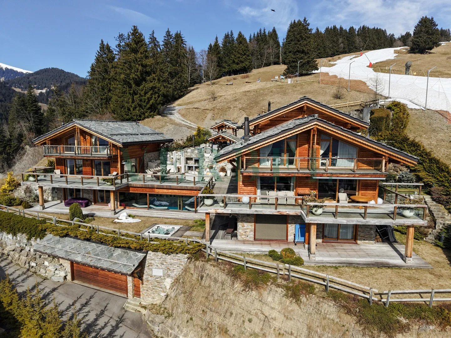 Außergewöhnliches Anwesen - Luxus, Komfort und Wohlbefinden im Herzen der Alpen - Foto 1 von 10
