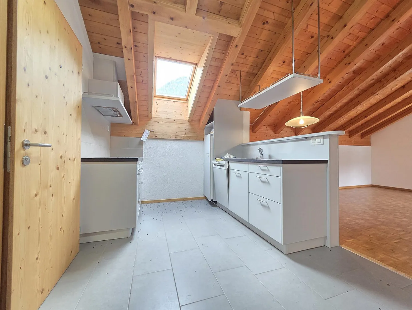 Maison multifamiliale avec espace environnant - Photo 11 sur 14