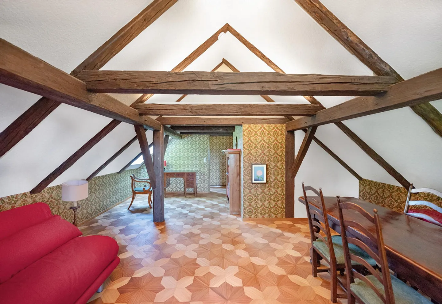 Rieghaus mit grossem Garten an traumhafter Panoramalage - Foto 12 von 13