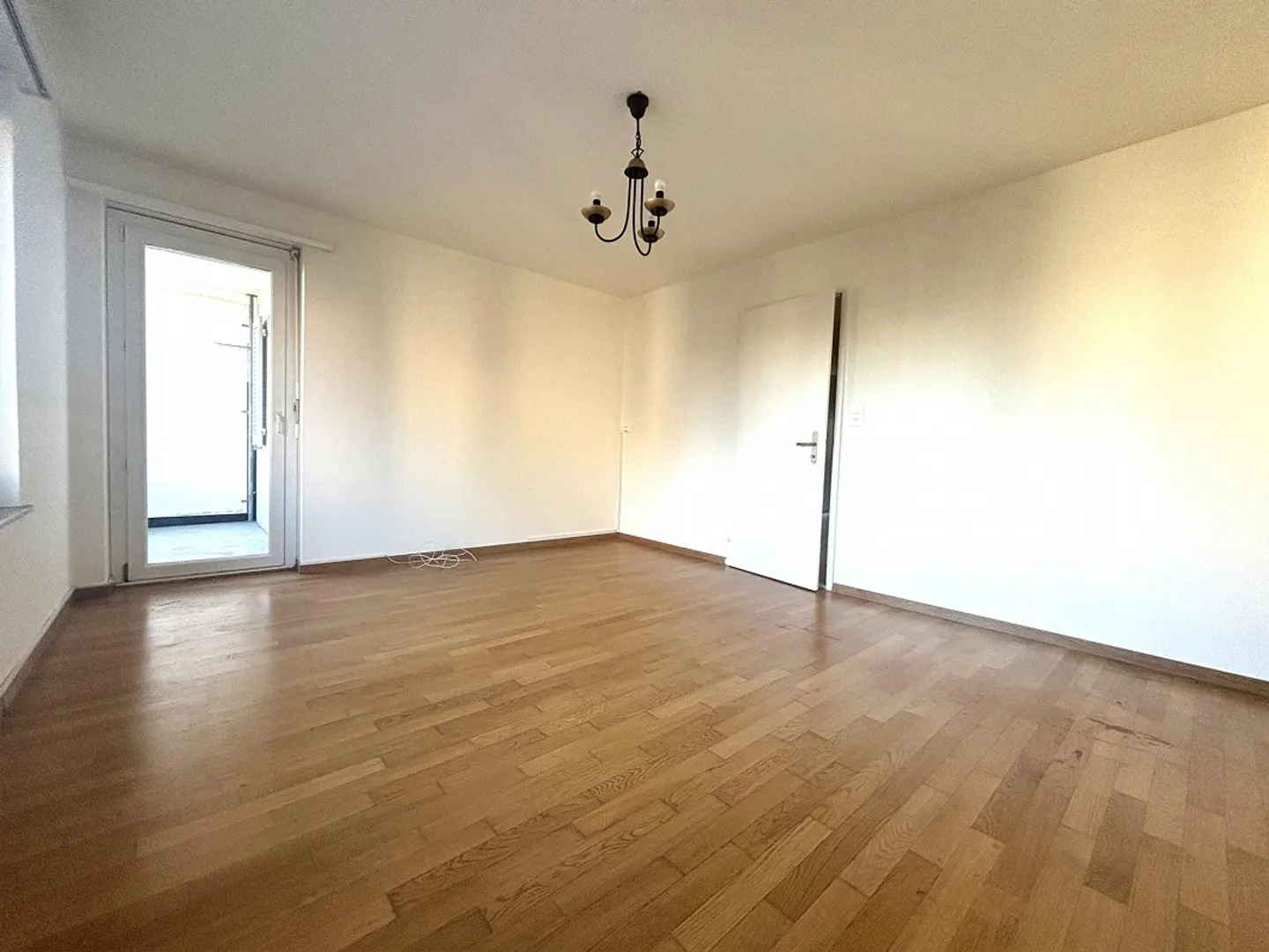 Appartement lumineux dans un emplacement calme - Photo 3 sur 7