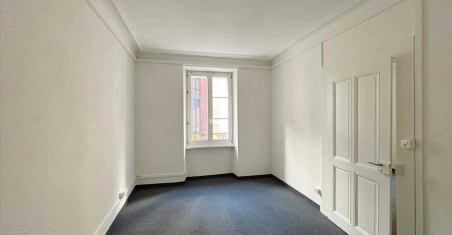 Office space for rent - Photo 6 of 6