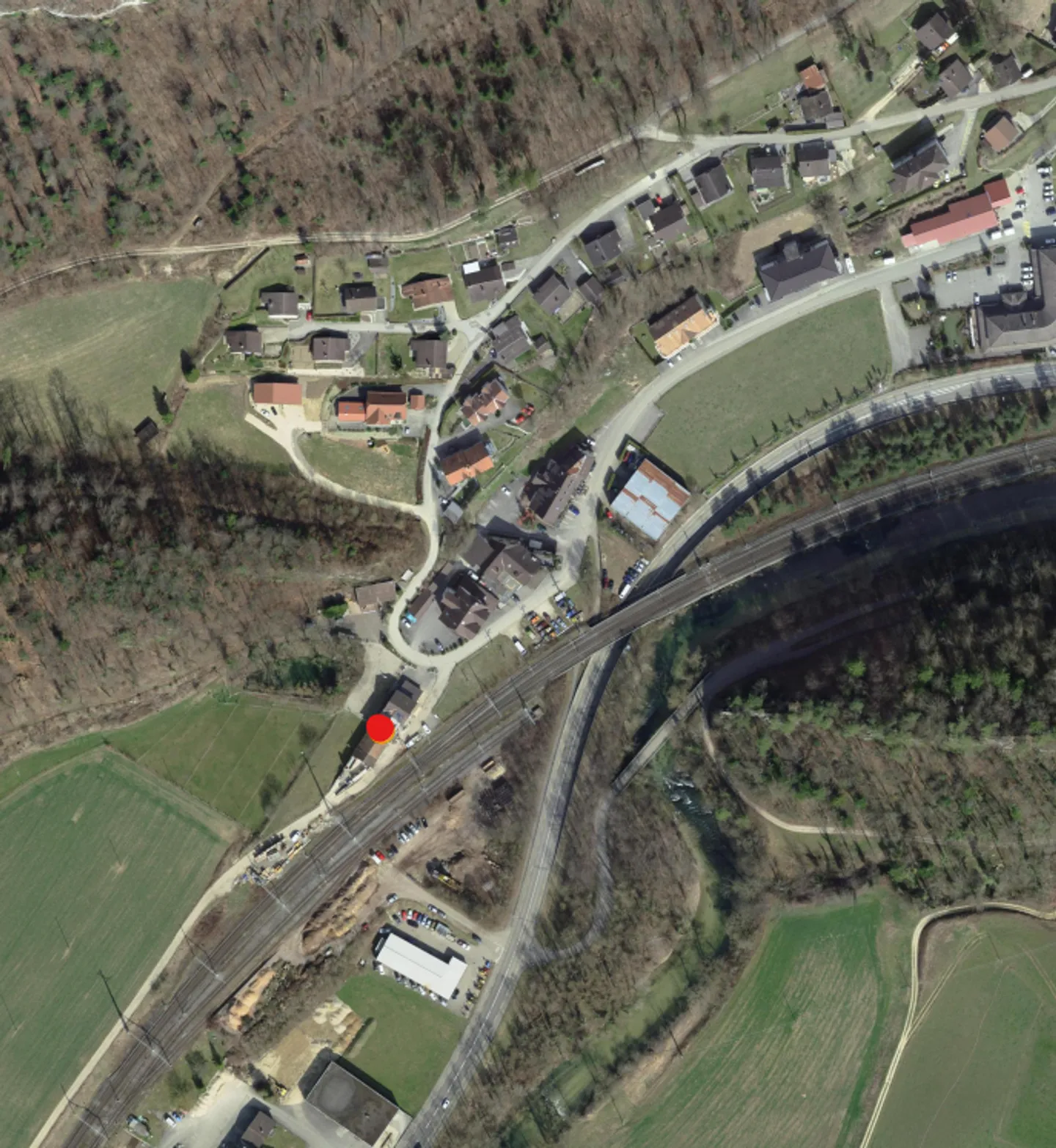 Appartamento al 1° piano con posto auto coperto - Foto 16 di 16