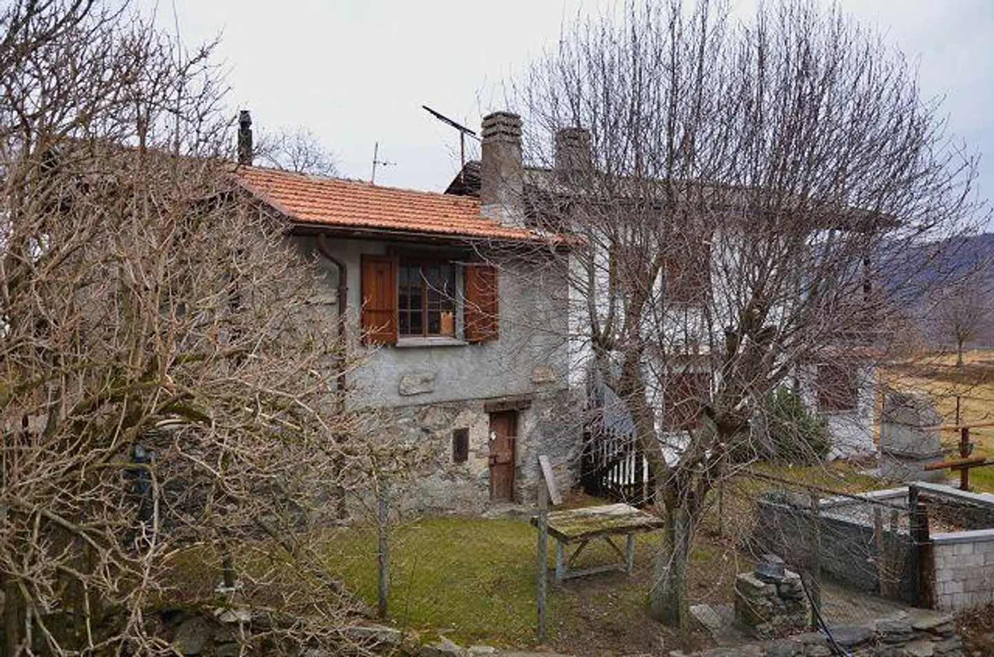 2 Case Vacanze con Terreno nella Natura / 2 rustici con terreno in mezzo... - Foto 27 di 30