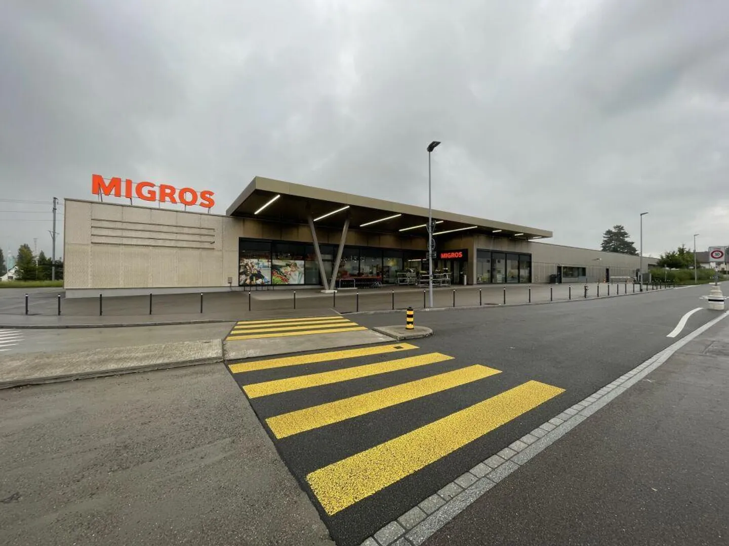 Attractive commercial property - versatile and immediately available! - Photo 1 of 20