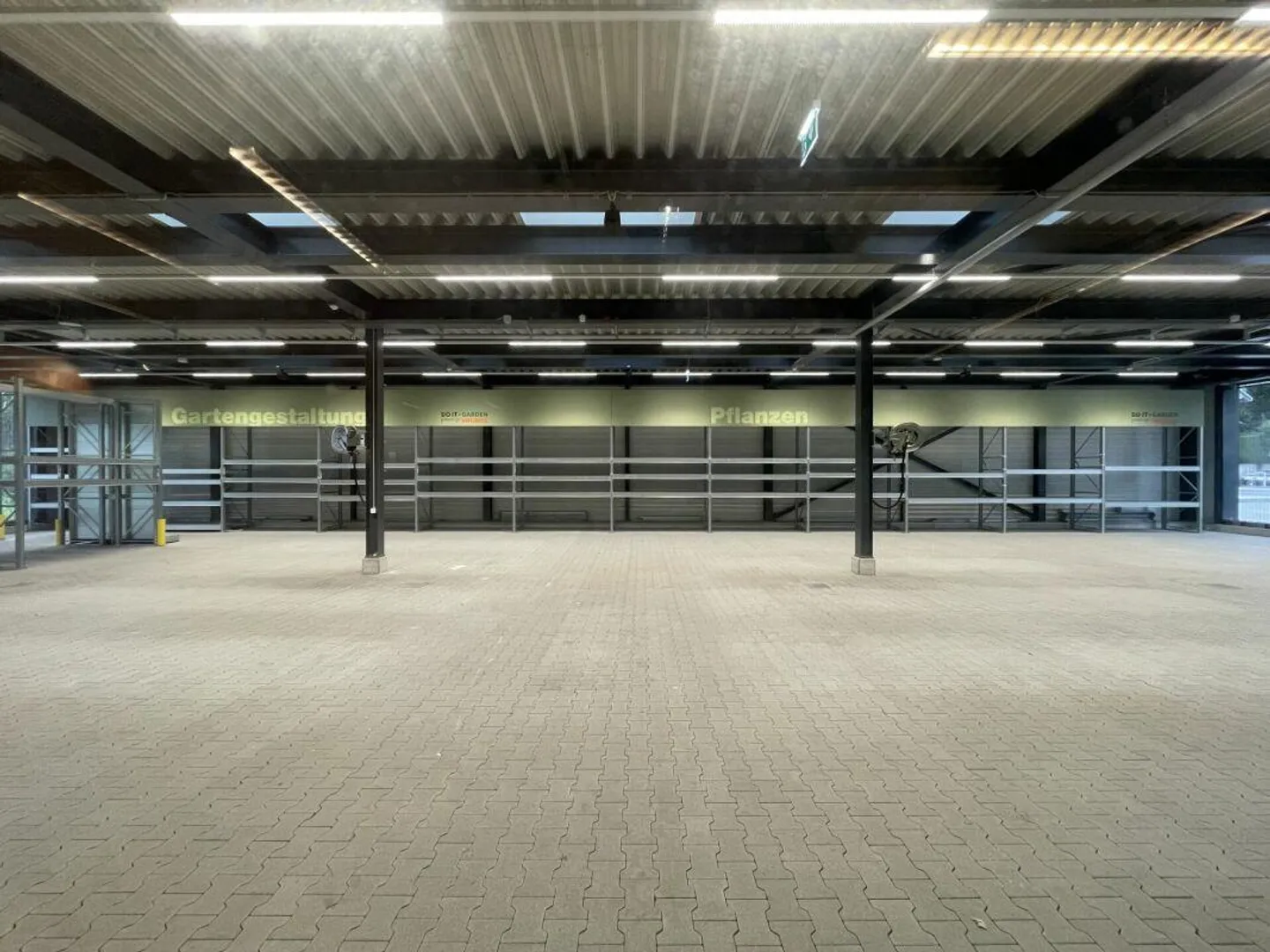 Attractive commercial property - versatile and immediately available! - Photo 3 of 20