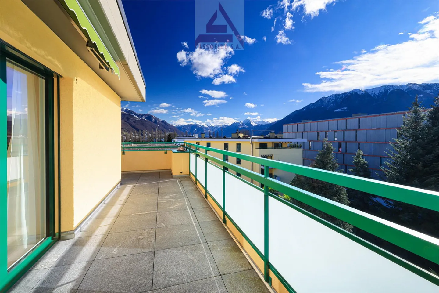 Penthouse avec terrasse unique! - Photo 7 sur 7