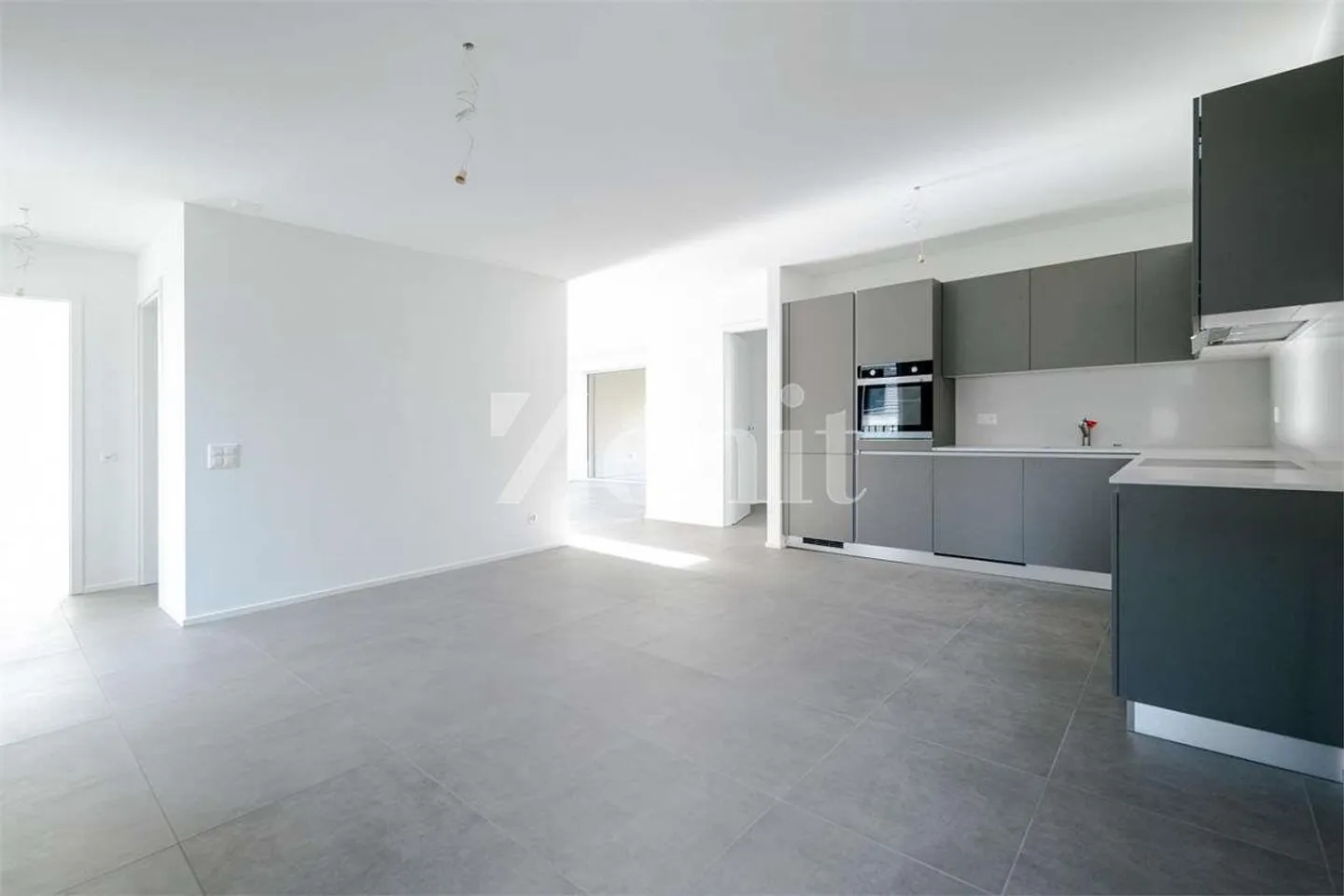 New 3.5-room apartment with balcony - Photo 8 of 13