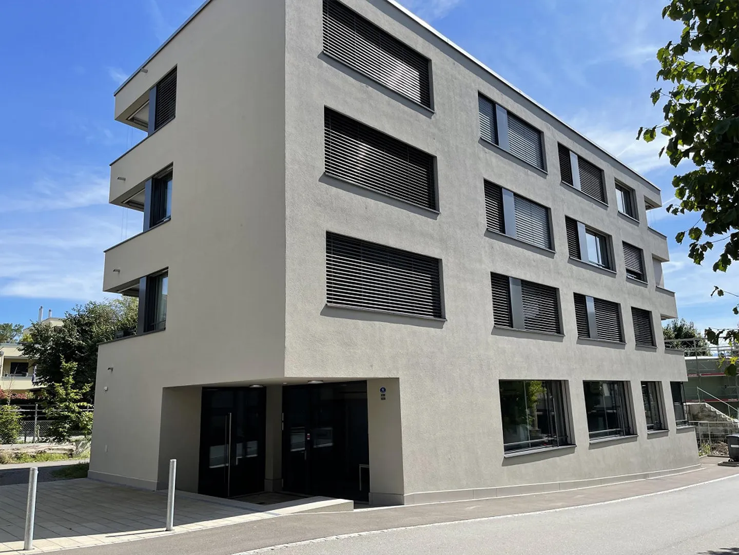 Office in a central prime location in Cham - Photo 1 of 9