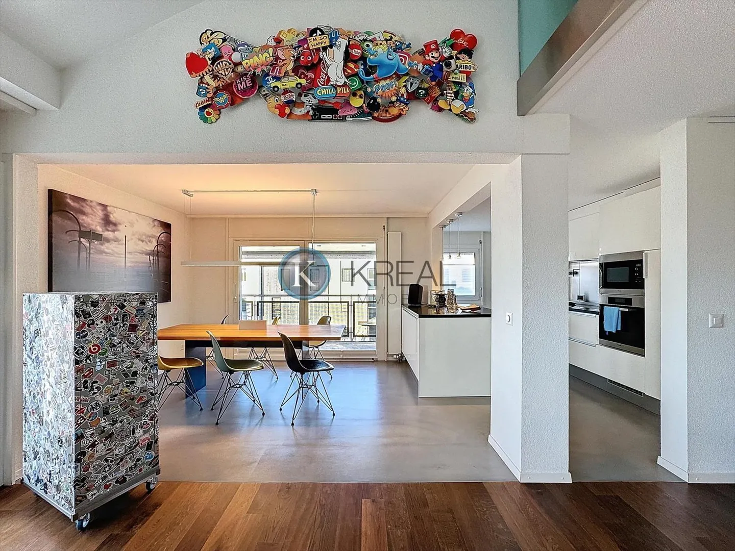 Magnifico duplex di 5,5 stanze ristrutturato con gusto: spazio e luce sono garantiti! - Foto 2 di 9